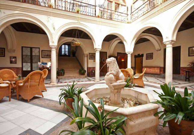 Inolvidables ocasiones en Hotel Palacio Marqués de la Gomera. Disfrúta con nuestra oferta en Sevilla
